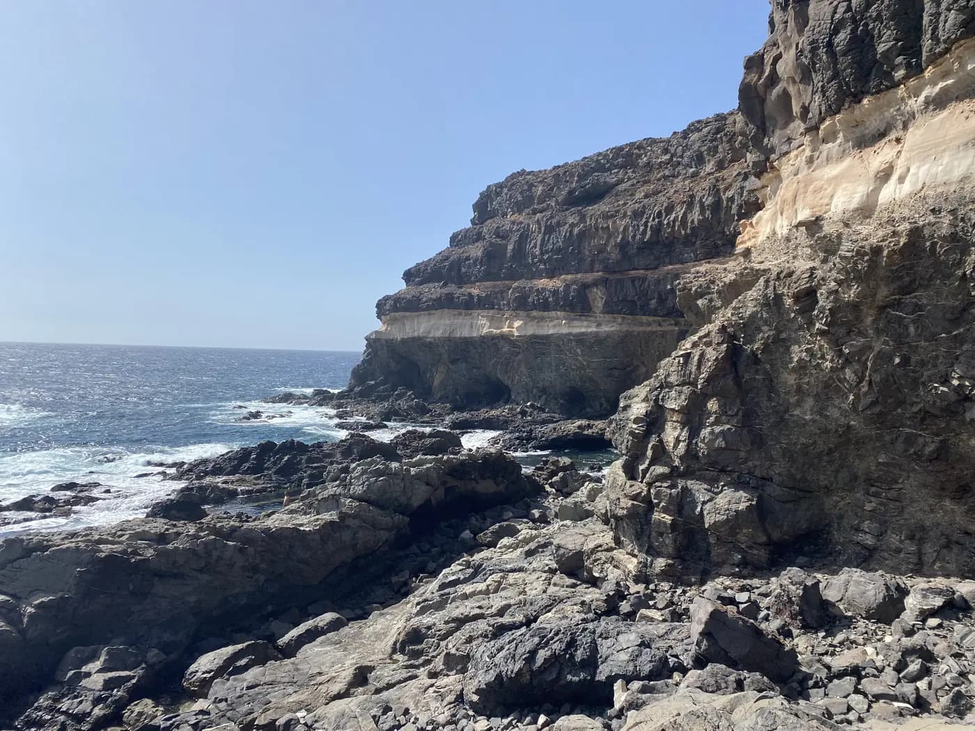 Les falaises volcaniques du village d'Ajuy, Fuerteventura